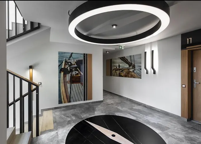 Nadmorski Navio Przy Plazy * גדנסק