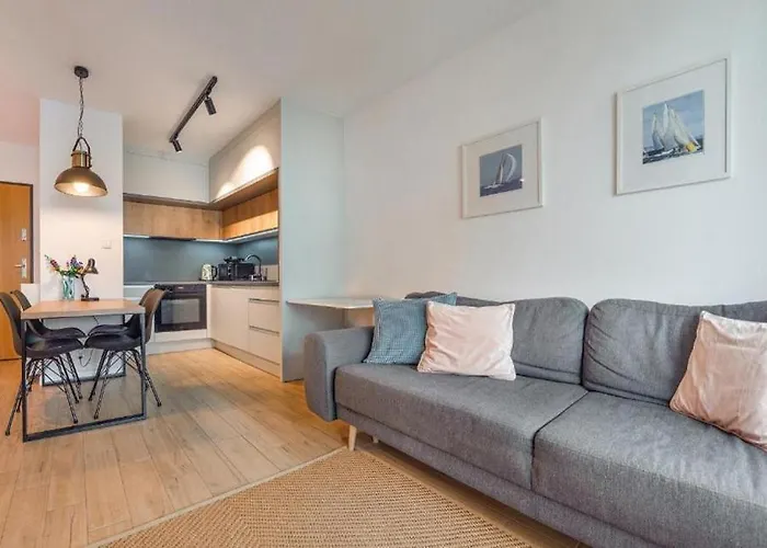 Nadmorski Navio Przy Plazy *